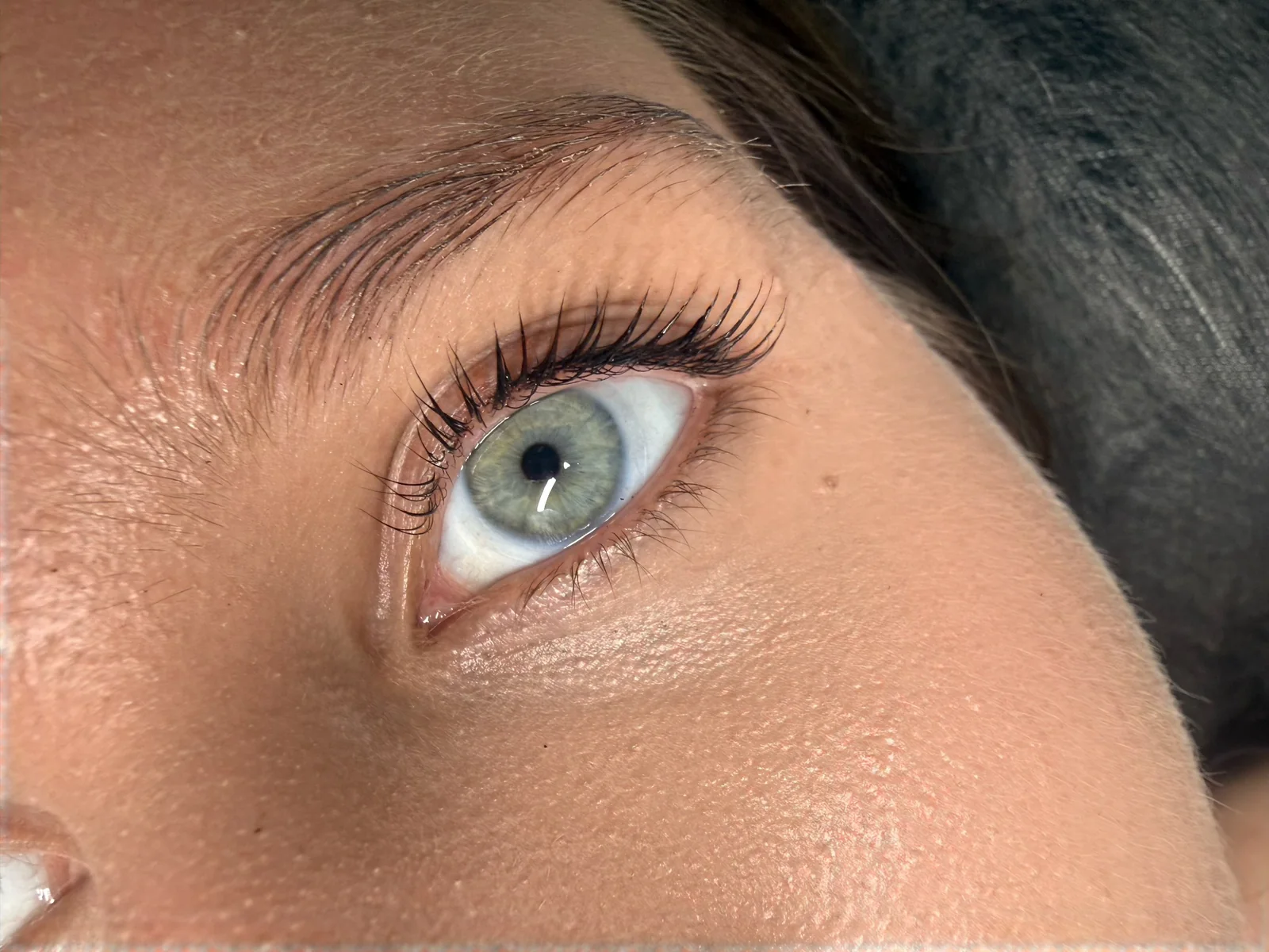 Работа romash.lashes: изгиб ресниц